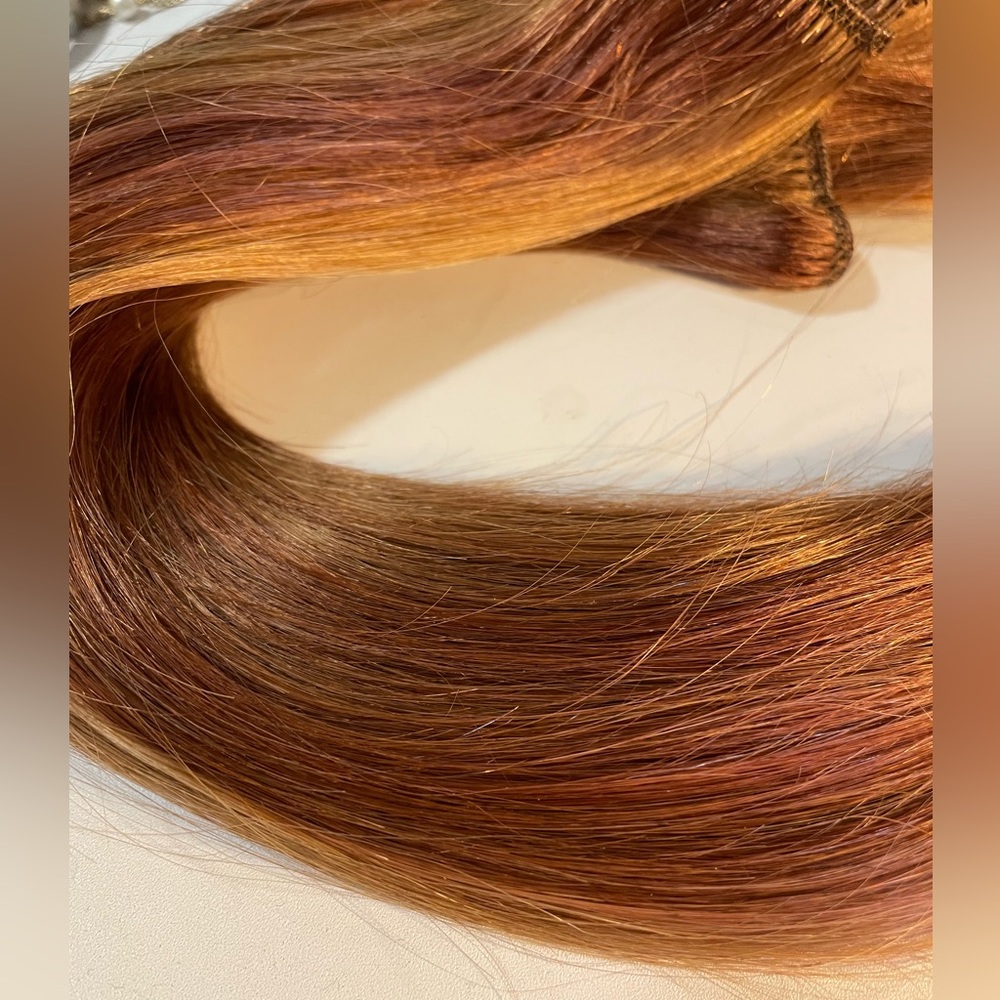 NEVER WORN Donna Bella Hair Clip-In Straight Color copper
